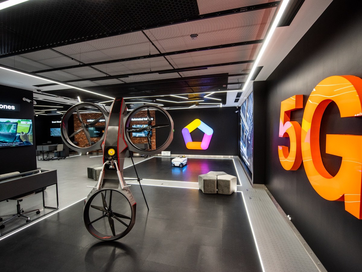 Inauguration de l'Orange 5G Lab de Varsovie 