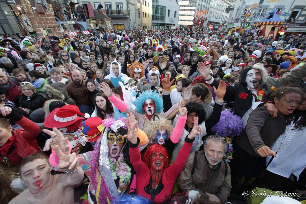 « Paiement accepté » : le Carnaval de Granville booste les achats en mobilité grâce à la 5G+